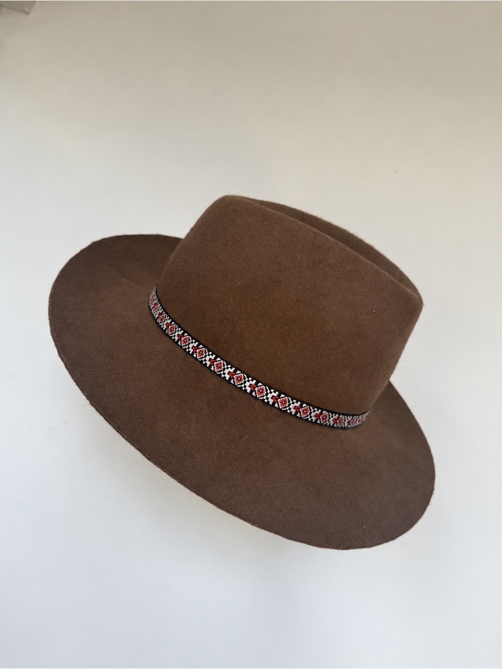 D&Y 100% Wool Brown Hat